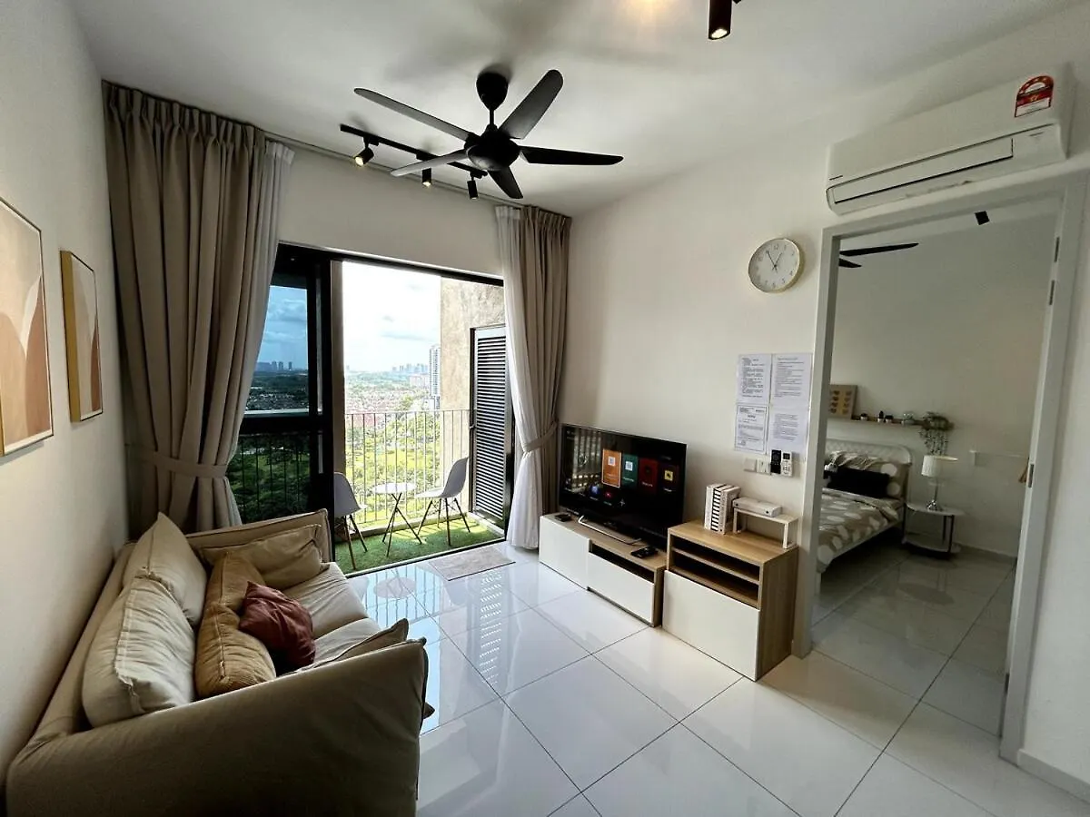 2104Skytree Family Happynest 4-5Pax Apartment Johor Bahru Malaysia
