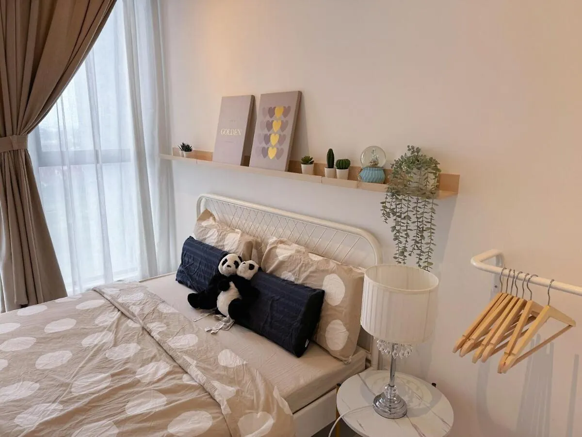 2104Skytree Family Happynest 4-5Pax Apartment Johor Bahru 0*,