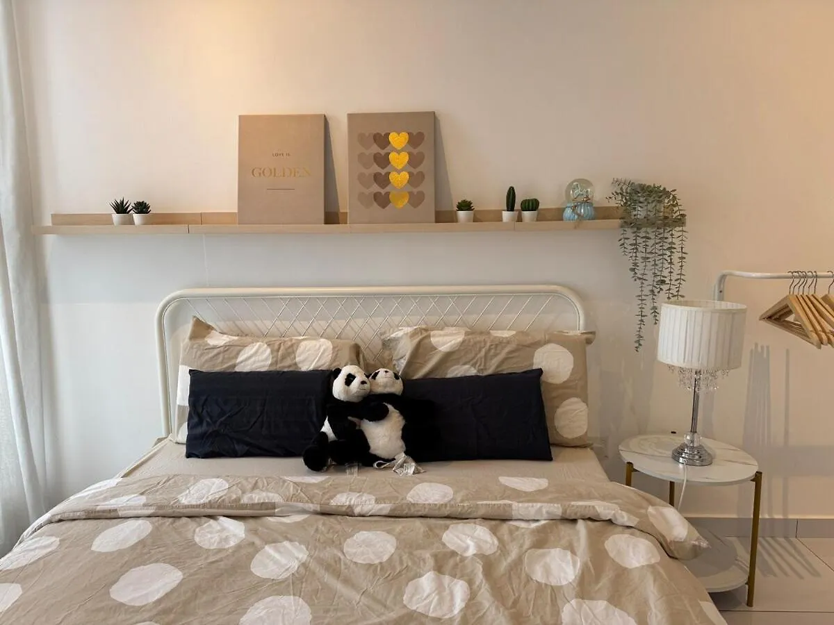 2104Skytree Family Happynest 4-5Pax Apartment Johor Bahru 0*,