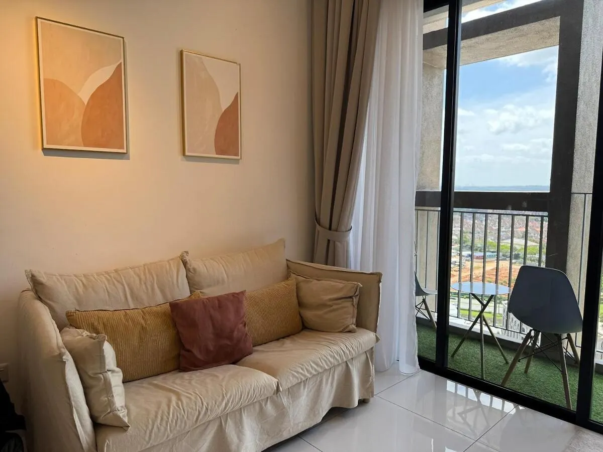 2104Skytree Family Happynest 4-5Pax Apartment Johor Bahru 0*,