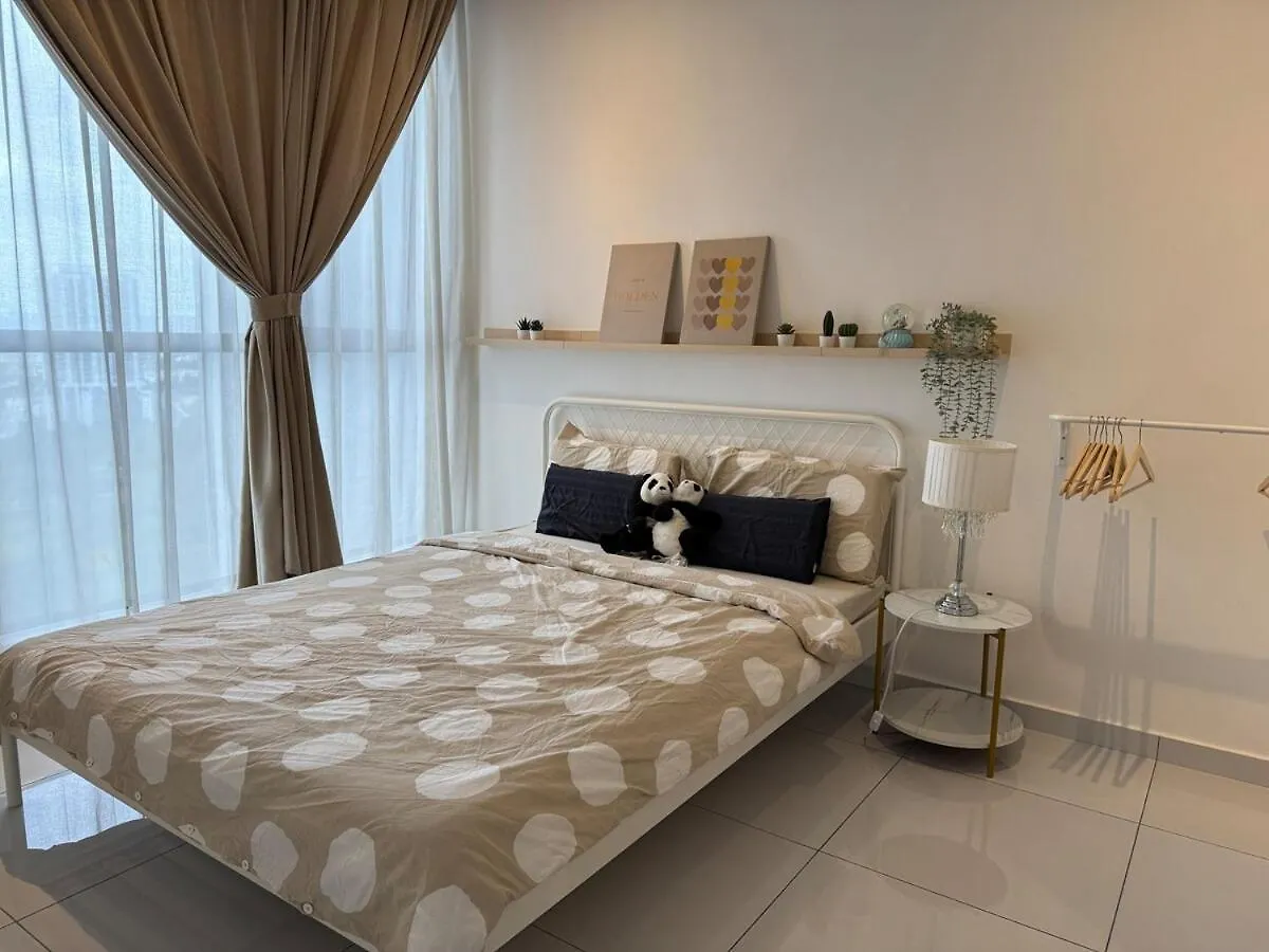 2104Skytree Family Happynest 4-5Pax Apartment Johor Bahru